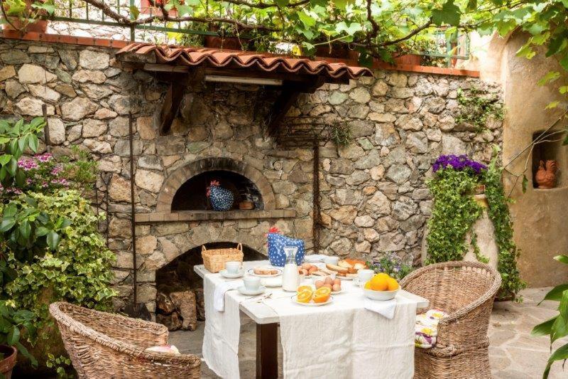Agriturismo La Selva Hotel Finale Ligure Eksteriør billede